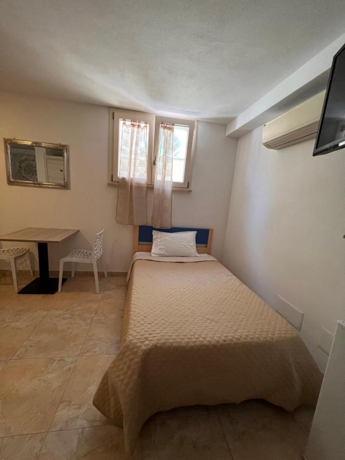 Rena Bianca House Hotel Porto Torres Ngoại thất bức ảnh