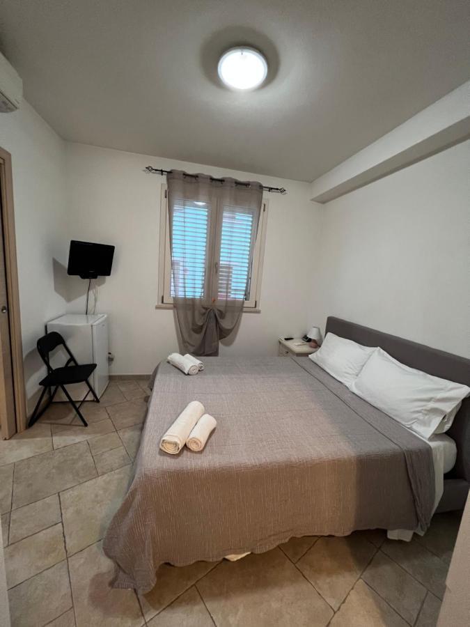 Rena Bianca House Hotel Porto Torres Ngoại thất bức ảnh